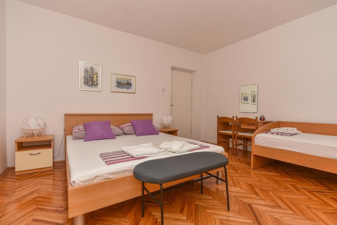 Apartments Marsela Tucepi Exterior photo