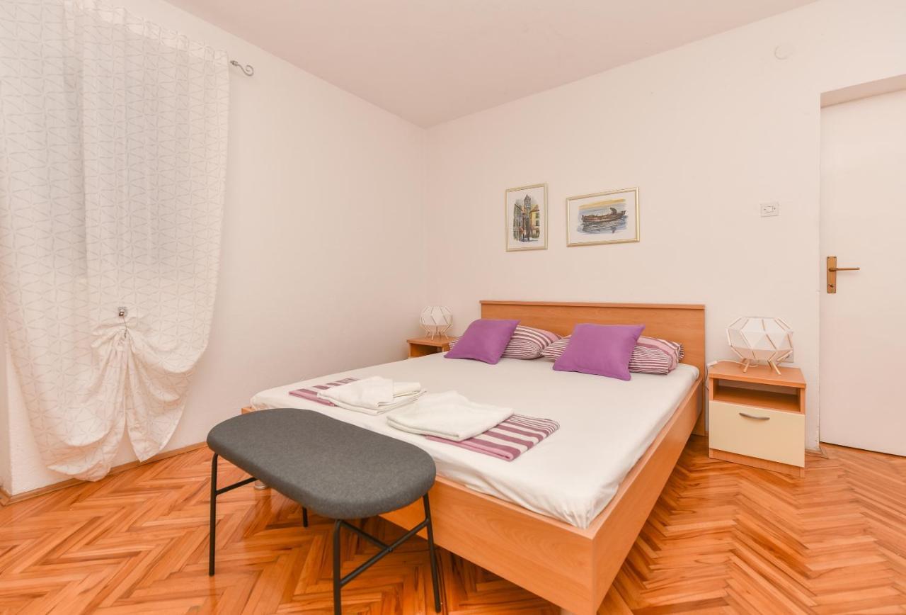 Apartments Marsela Tucepi Exterior photo