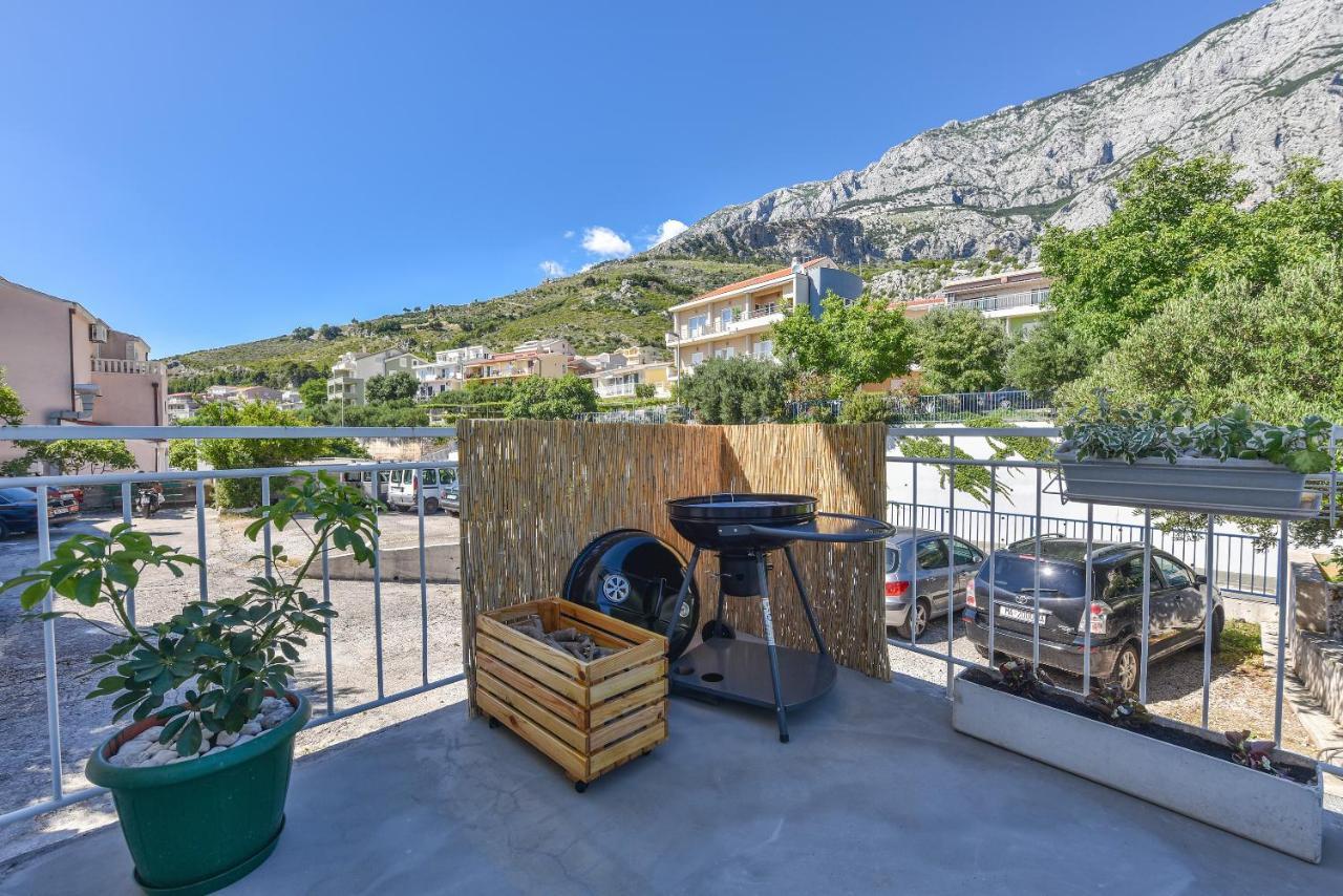 Apartments Marsela Tucepi Exterior photo